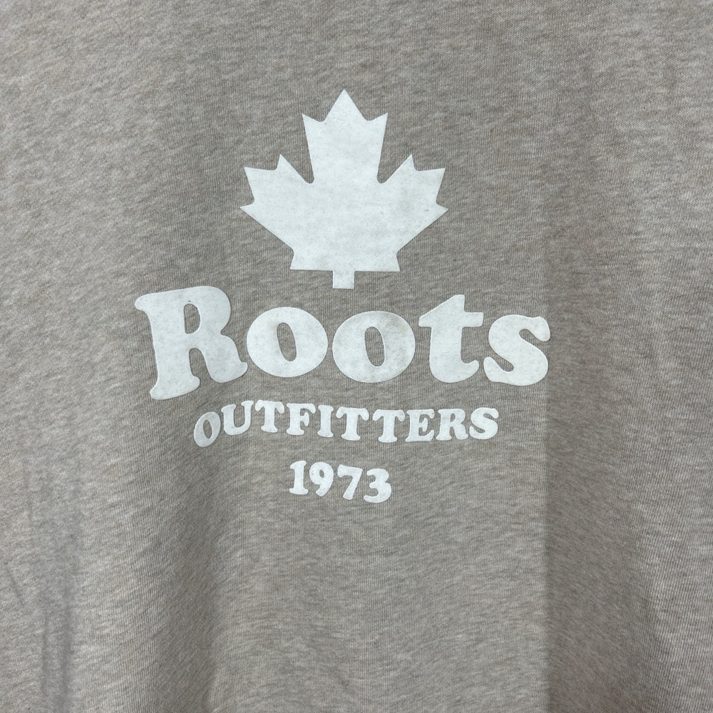 Roots Women’s Beige Crewneck Sweater Size Small - Picture 3 of 7